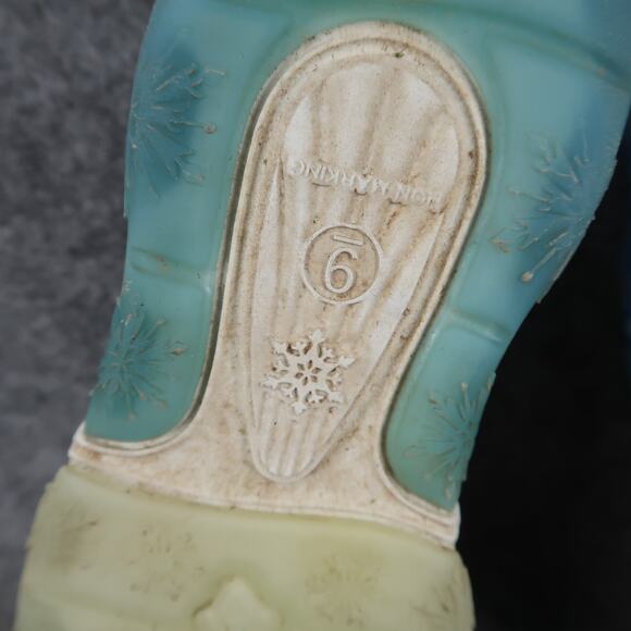 Frozen Shoes Kids Toddler 9 Casual Sneakers Anna Elsa Disney Characters Easy On - Picture 11 of 12